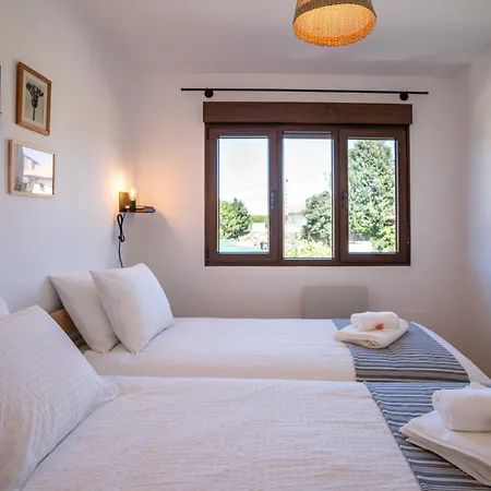 Semesterbostad Entretinas - Natural Pechón