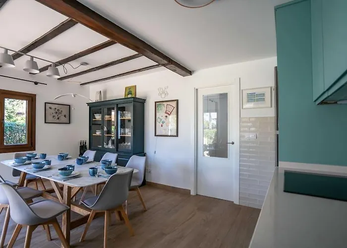 Holiday home Entretinas - Natural Pechon